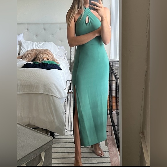 Abercrombie & Fitch Green Keyhole Halter Maxi/Midi Slit Dress - Picture 3 of 4